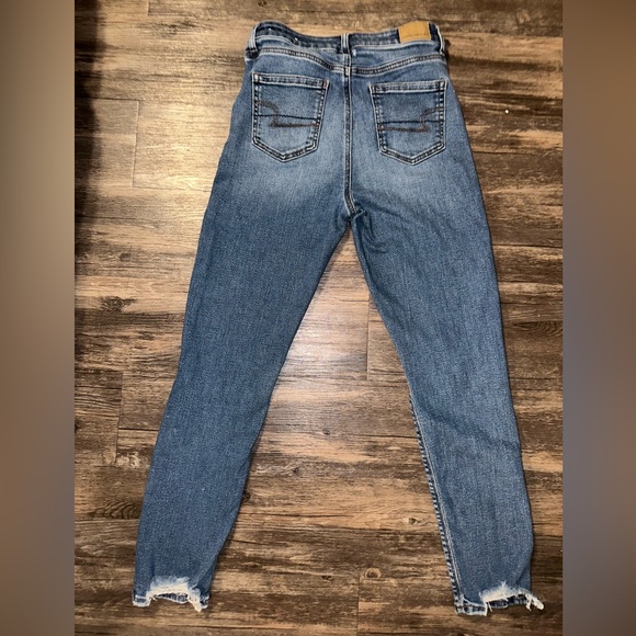 American eagle Ripped Mom Jean - Size 0 - Picture 3 of 4